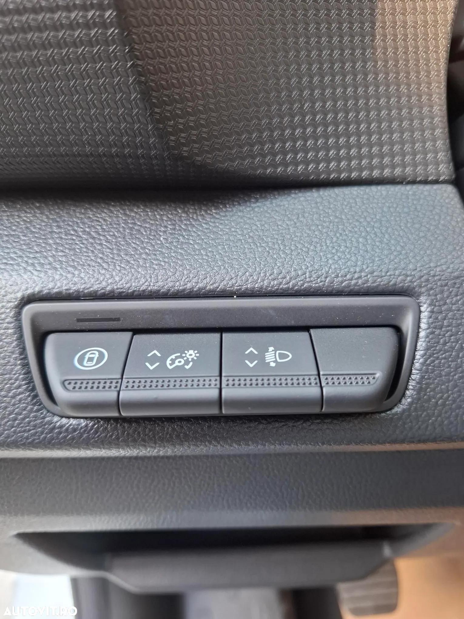 Renault Trafic Combi 2.0 Blue dCi 110 S&S L2 8+1 Life - 28