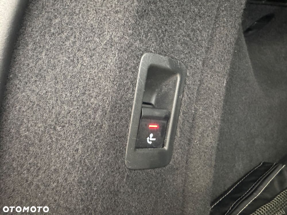 Audi A4 Allroad - 34
