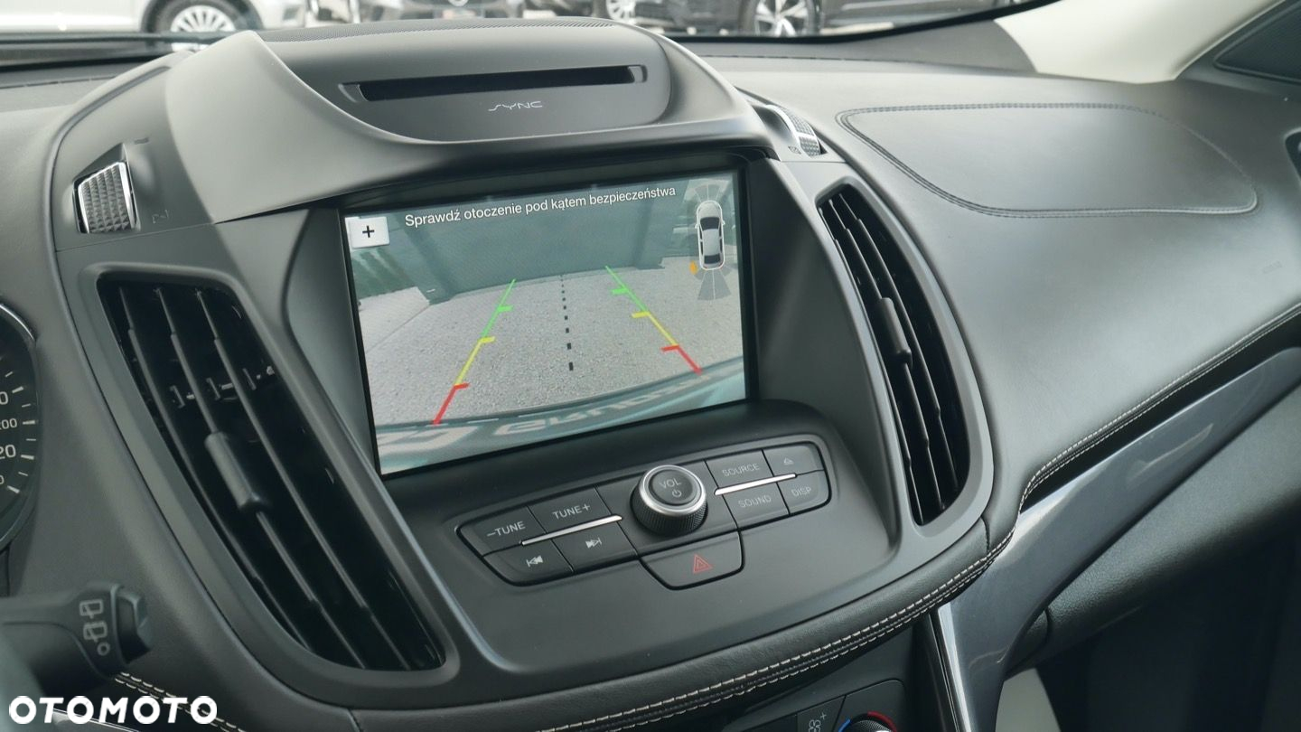 Ford Kuga - 16