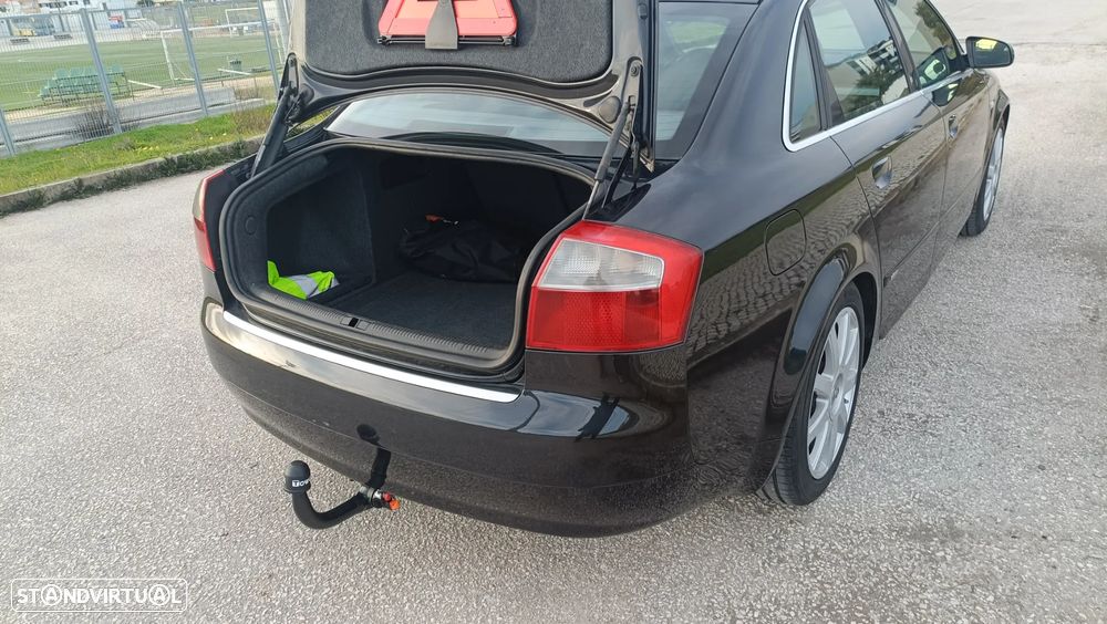 Audi A4 1.9 TDI m6 S-Line - 9