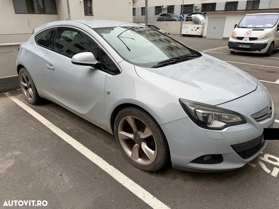 Opel Astra GTC 2.0 CDTI Start/Stop Active - 1