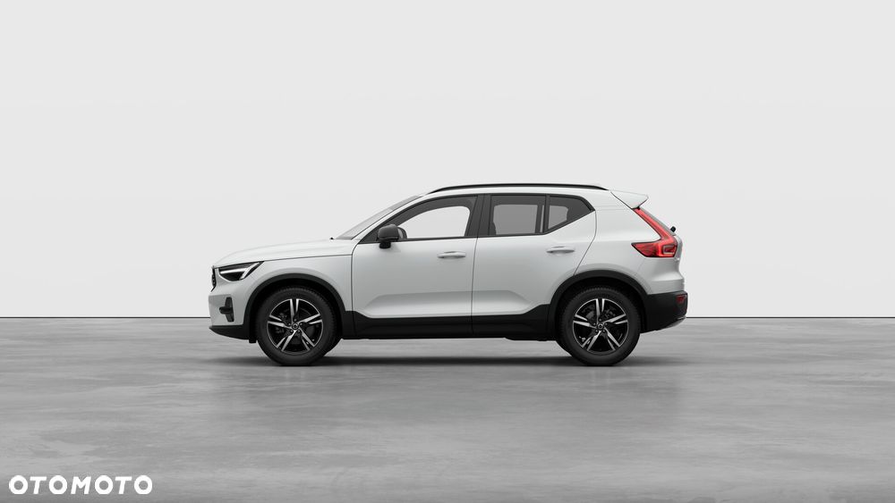 Volvo XC 40 B3 Plus Dark - 6