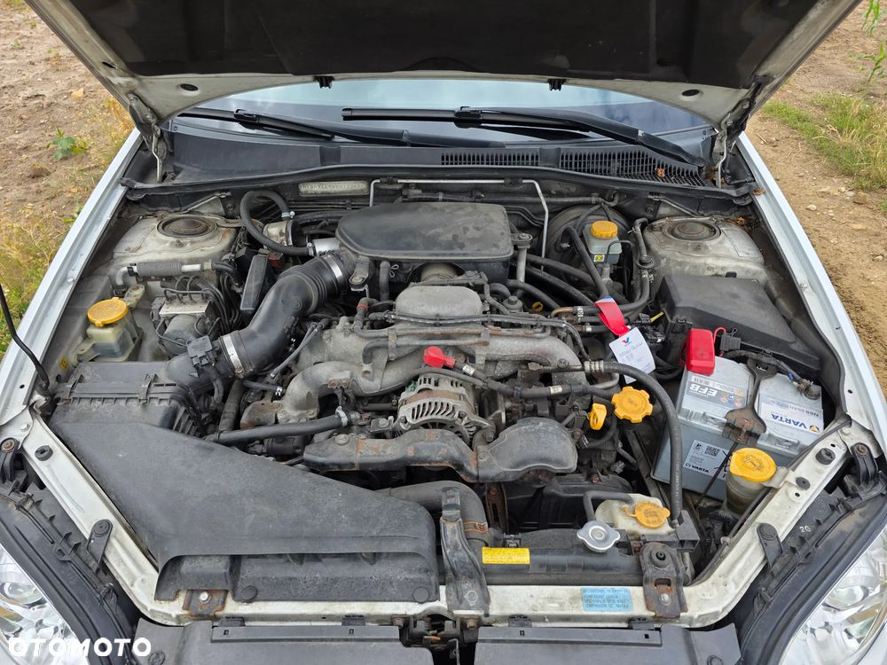 Subaru Legacy - 36