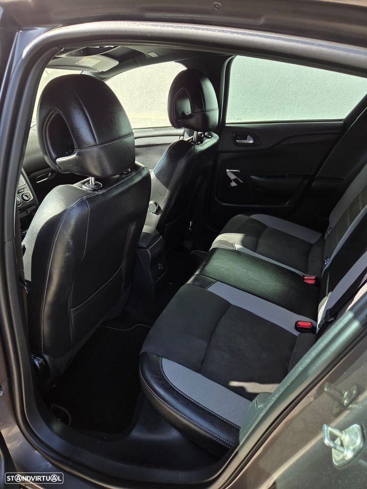 DS DS4 Crossback 1.6 BlueHDi So Chic - 9