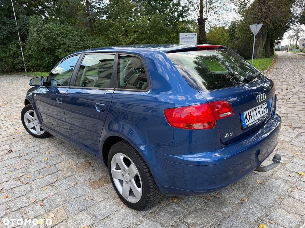 Audi A3 Sportback 1.6 Attraction - 14