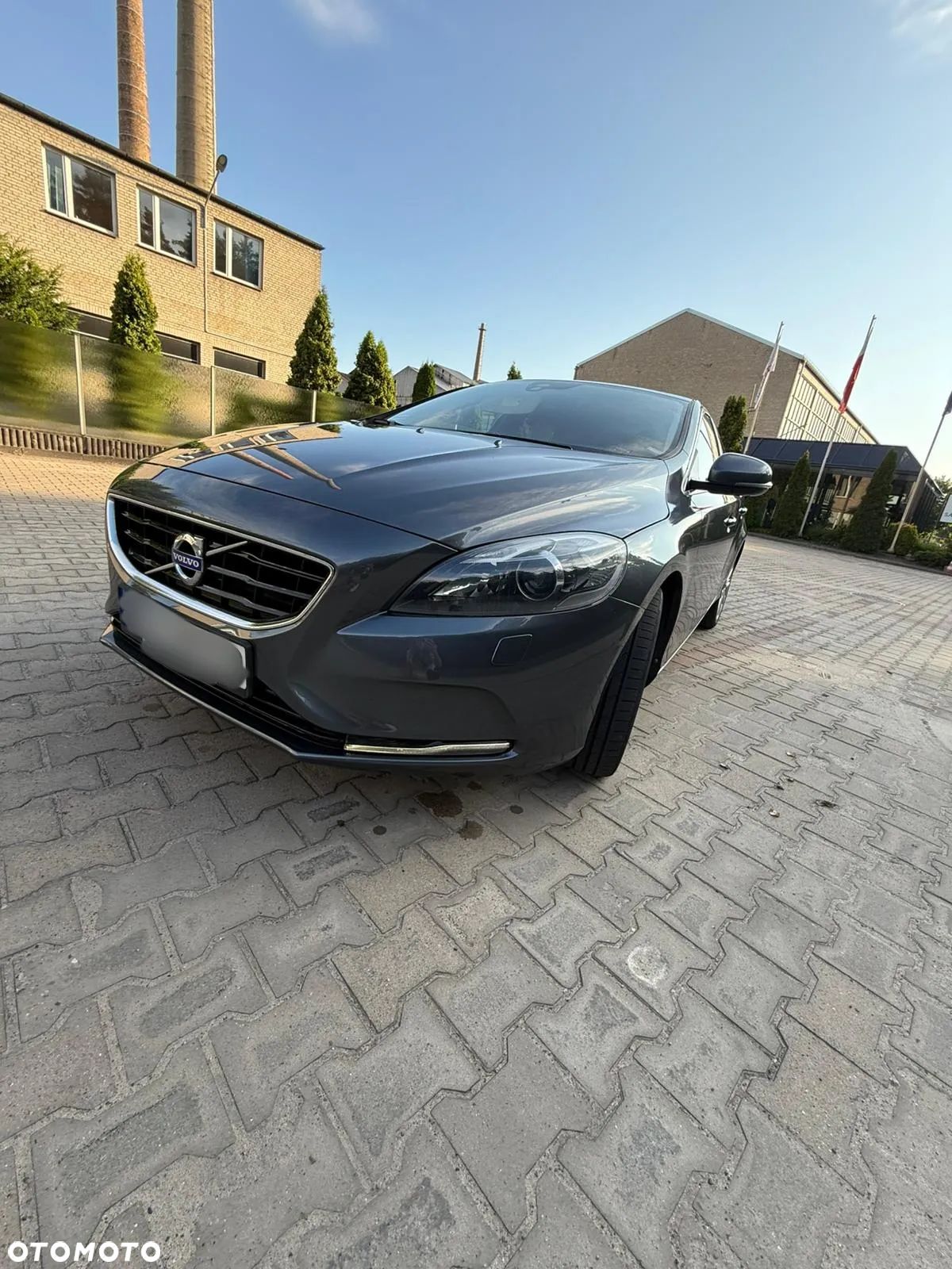 Volvo V40 D2 Summum - 1