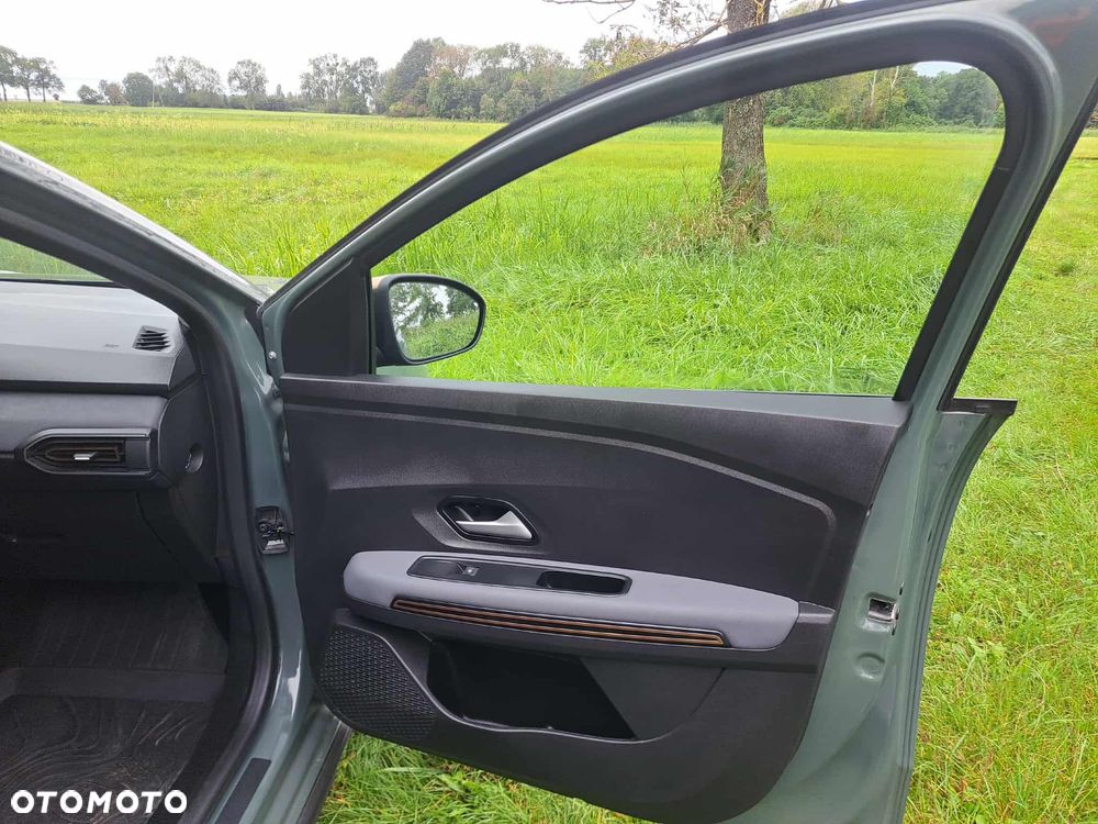 Dacia Sandero 1.0 TCe100 Essential - 6
