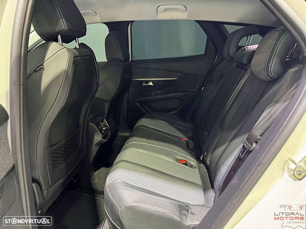 Peugeot 3008 1.6 Hybrid Allure Pack e-EAT8 - 16