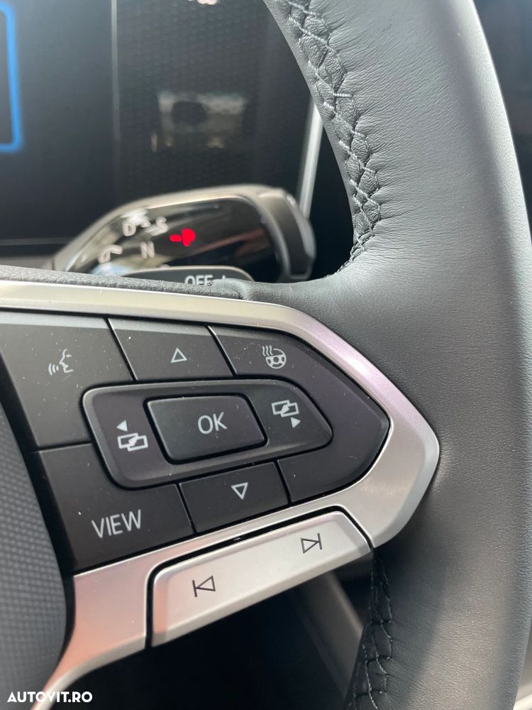 Volkswagen Tiguan 1.5 eTSI DSG MHEV Life - 12