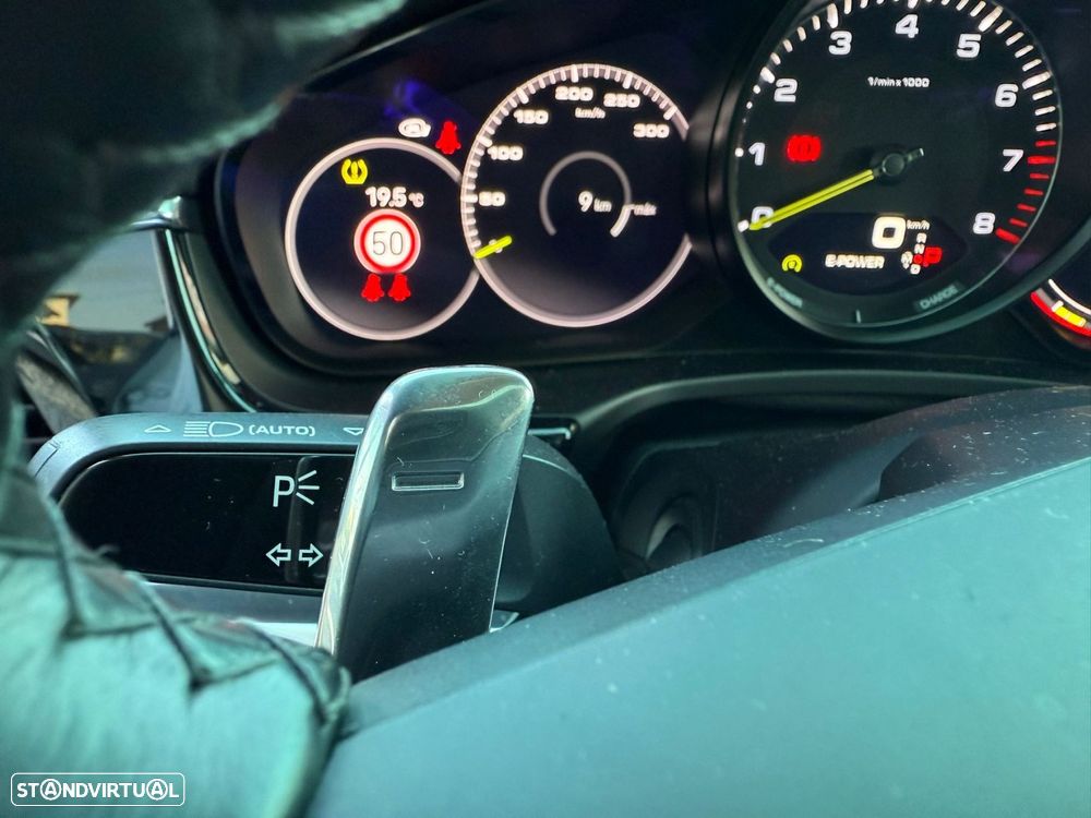 Porsche Panamera 4 E-Hybrid Platinum Edition - 41