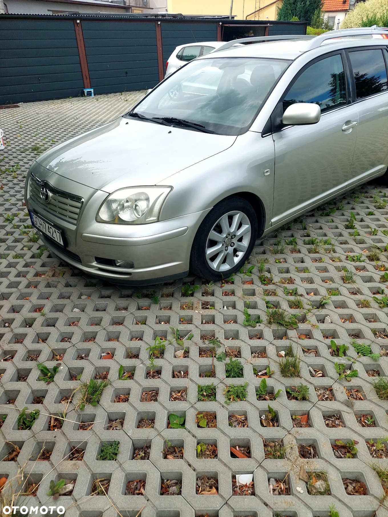 Toyota Avensis 2.0 VVT-i Combi Executive - 23