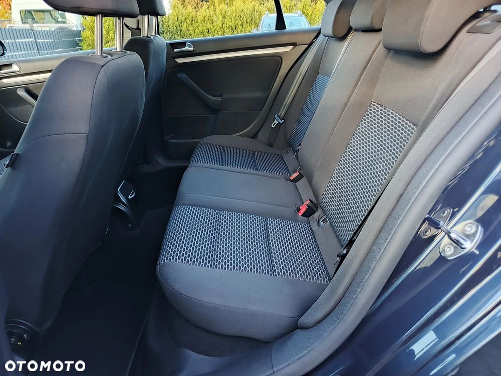 Volkswagen Jetta 1.4 TSI Comfortline - 22