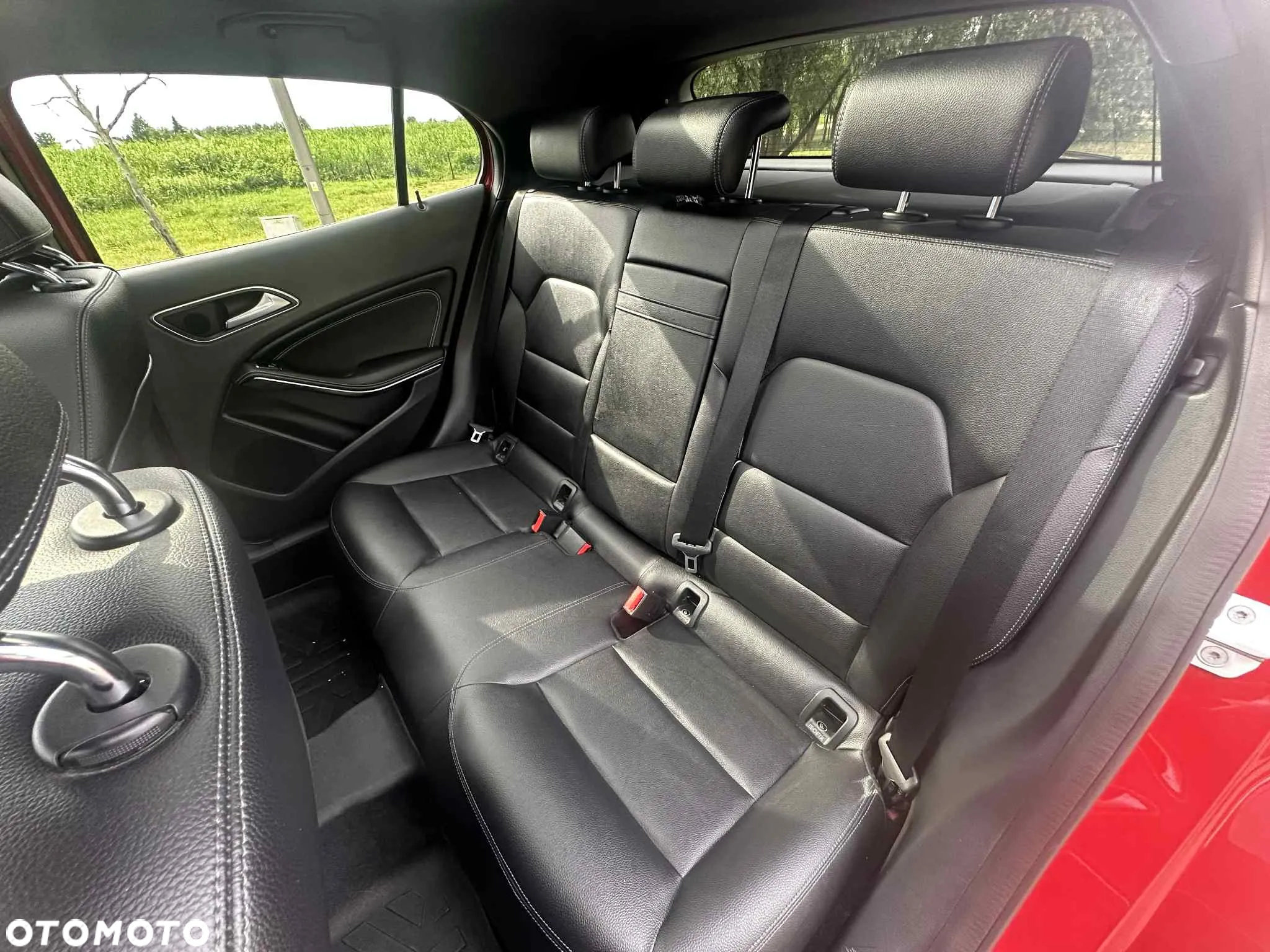Mercedes-Benz GLA 250 7G-DCT - 26