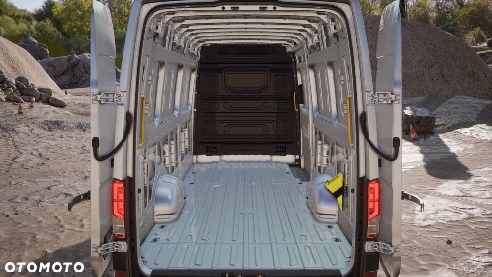 Volkswagen Crafter - 14