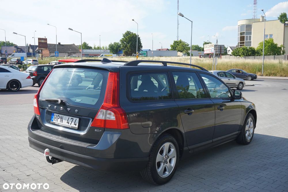 Volvo V70 2.0 Kinetic - 3