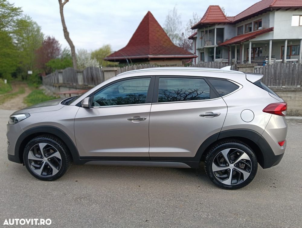Hyundai Tucson blue 1.7 CRDi 2WD DCT Style - 15