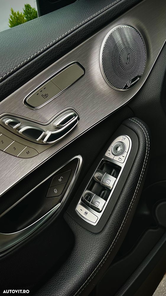 Mercedes-Benz C 300 9G-TRONIC AMG Line - 13