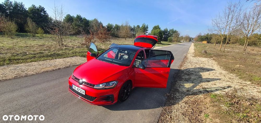 Volkswagen Golf GTI (BlueMotion Technology) DSG Performance - 13
