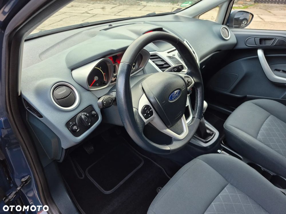 Ford Fiesta 1.25 Ghia EU5 - 21