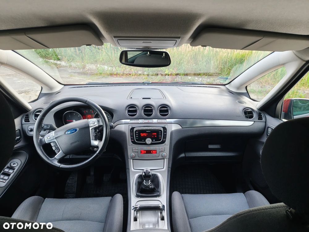 Ford S-Max - 7