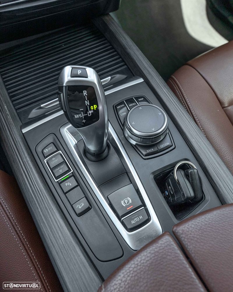 BMW X5 xDrive25d - 31