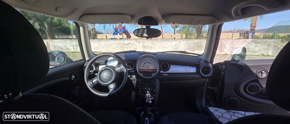 MINI Clubman One D - 9