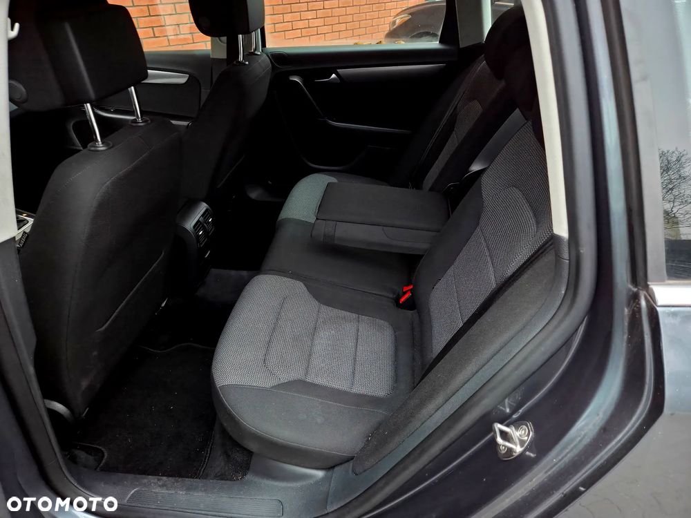 Volkswagen Passat Variant 2.0 TDI BlueMotion Technology Comfortline - 8