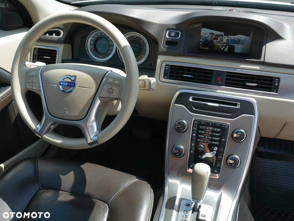 Volvo XC 70 D5 AWD Summum - 20
