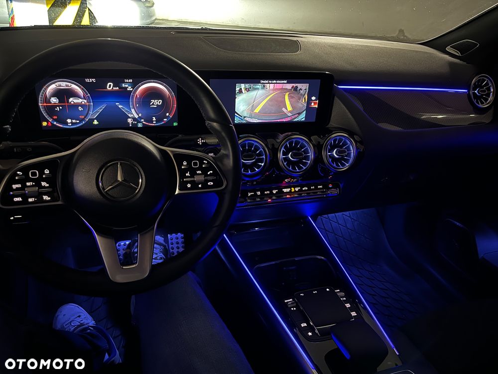 Mercedes-Benz GLA 250 4-Matic AMG Line - 38