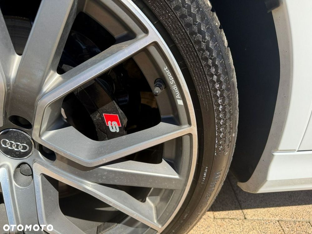 Audi SQ7 - 11