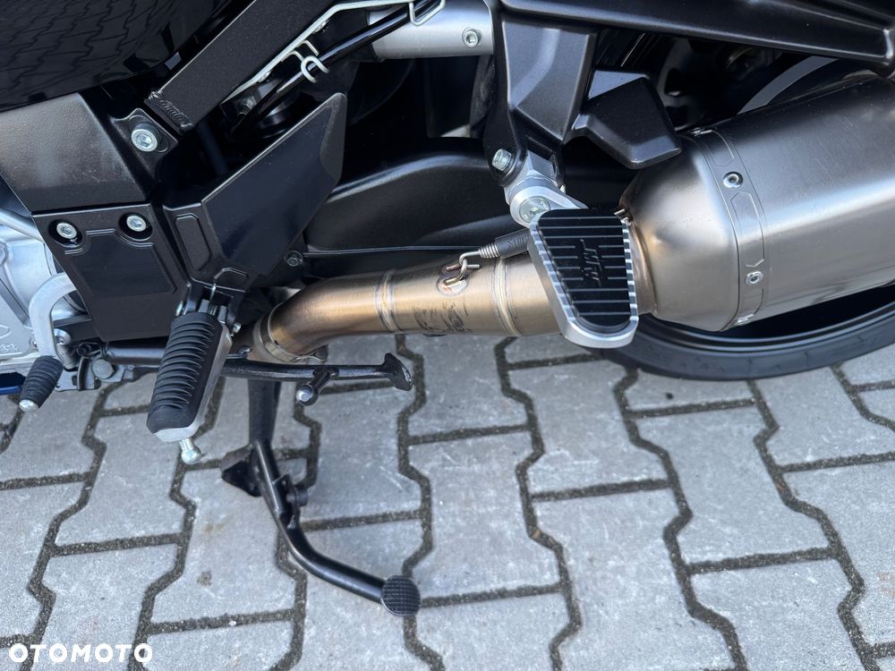 Yamaha FJR - 17