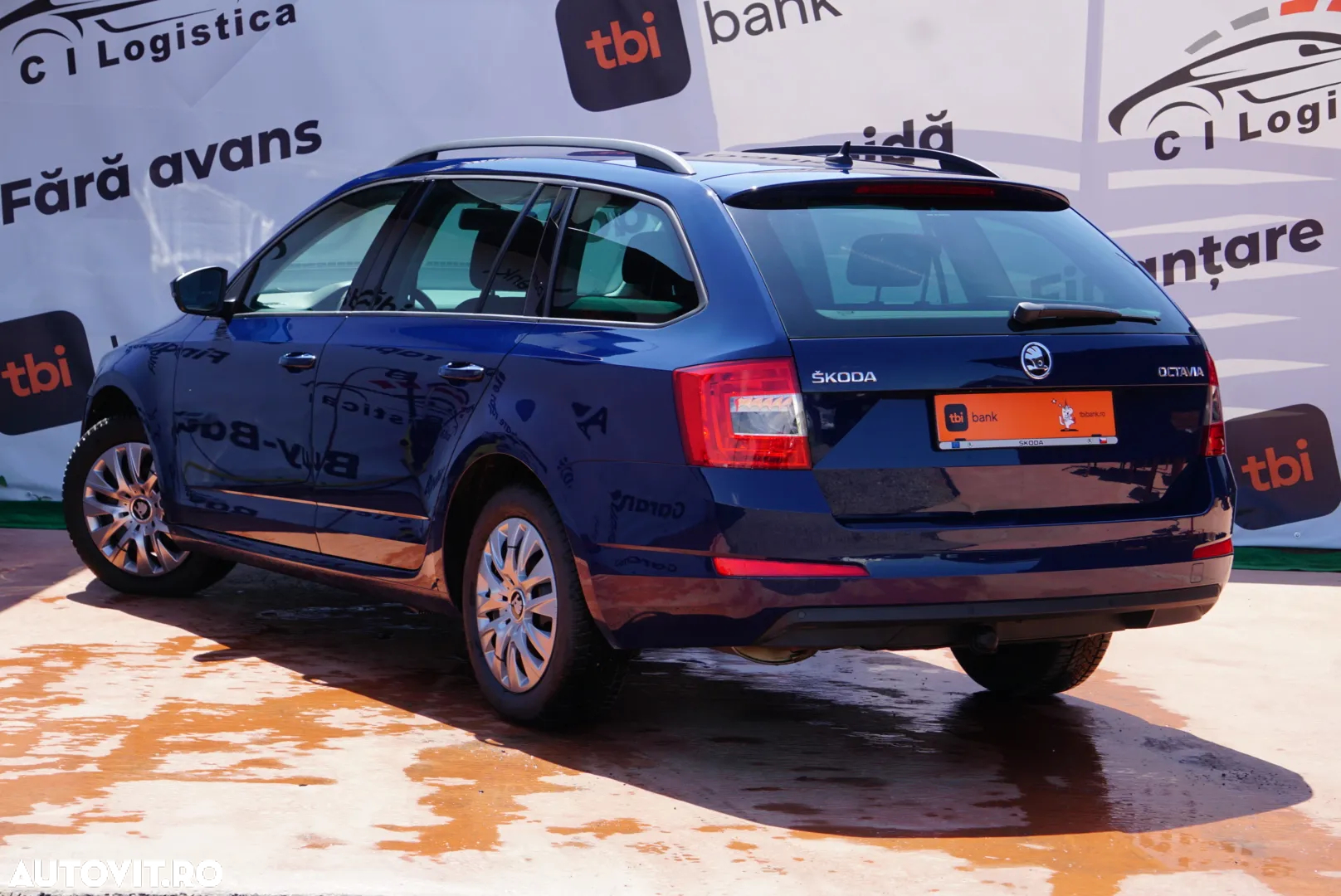 Skoda Octavia Combi 2.0 TDI Ambition - 4