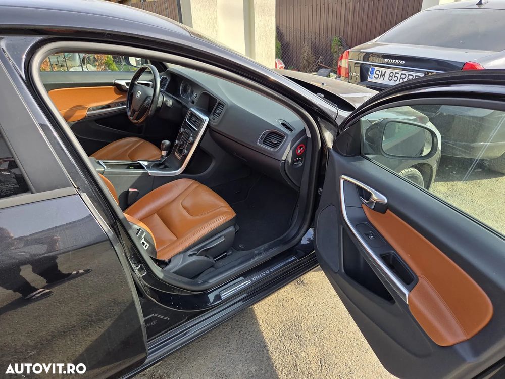 Volvo V60 DRIVe - 2