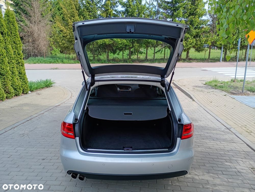 Audi A4 Avant - 23