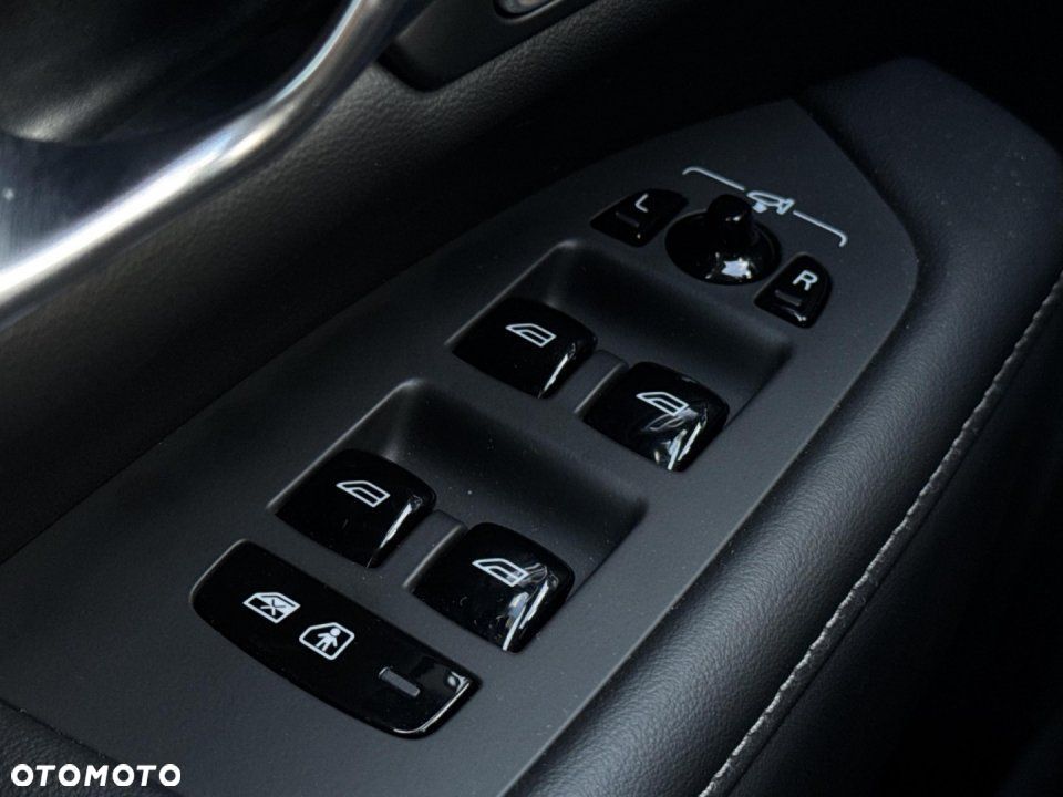 Volvo V90 - 25