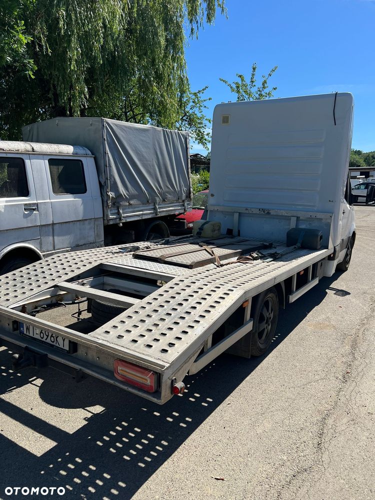 Mercedes-Benz Sprinter 319 - 12