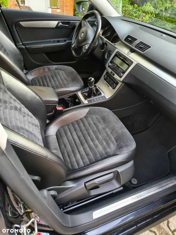 Volkswagen Passat 2.0 TSI Highline - 8