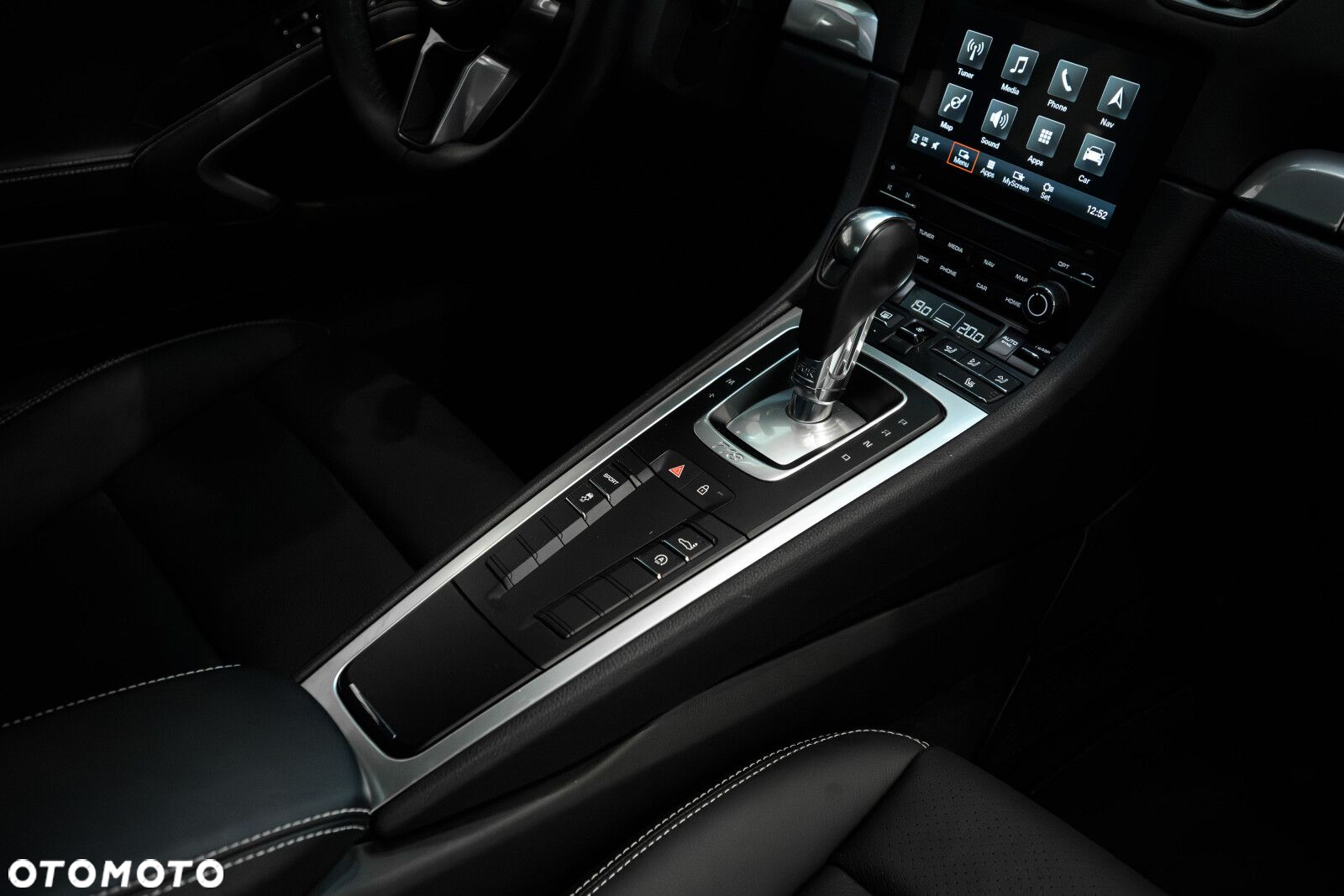 Porsche 718 Cayman - 10
