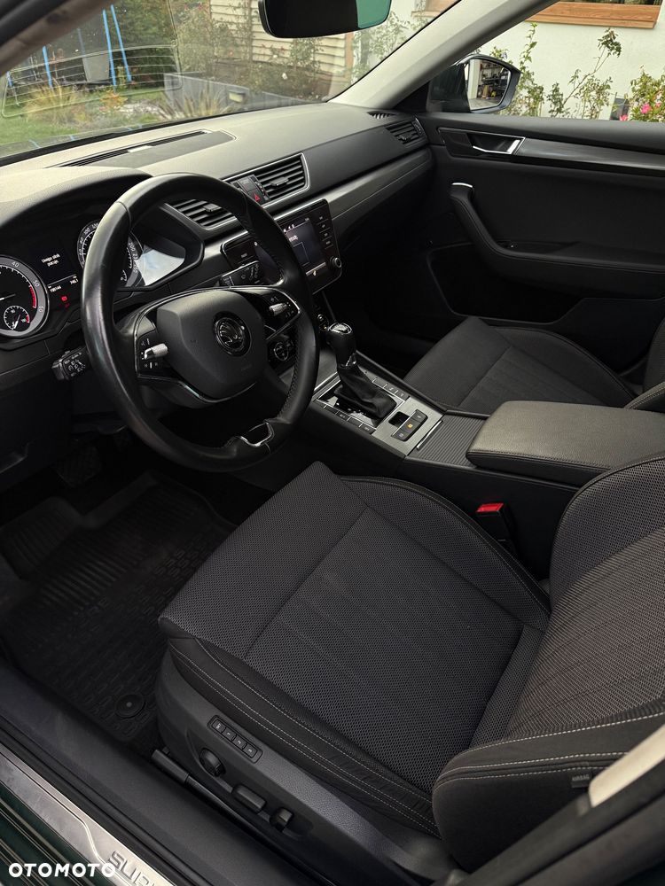 Skoda Superb 2.0 TDI SCR 4x4 Style DSG - 24