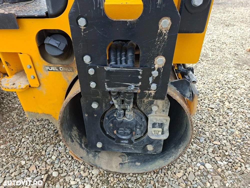 JCB CT 160-100 VIBROCOMPACTOR VIBROMAX - 23
