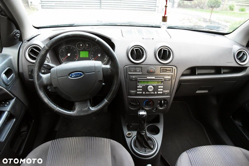 Ford Fusion 1.4 Trend - 12