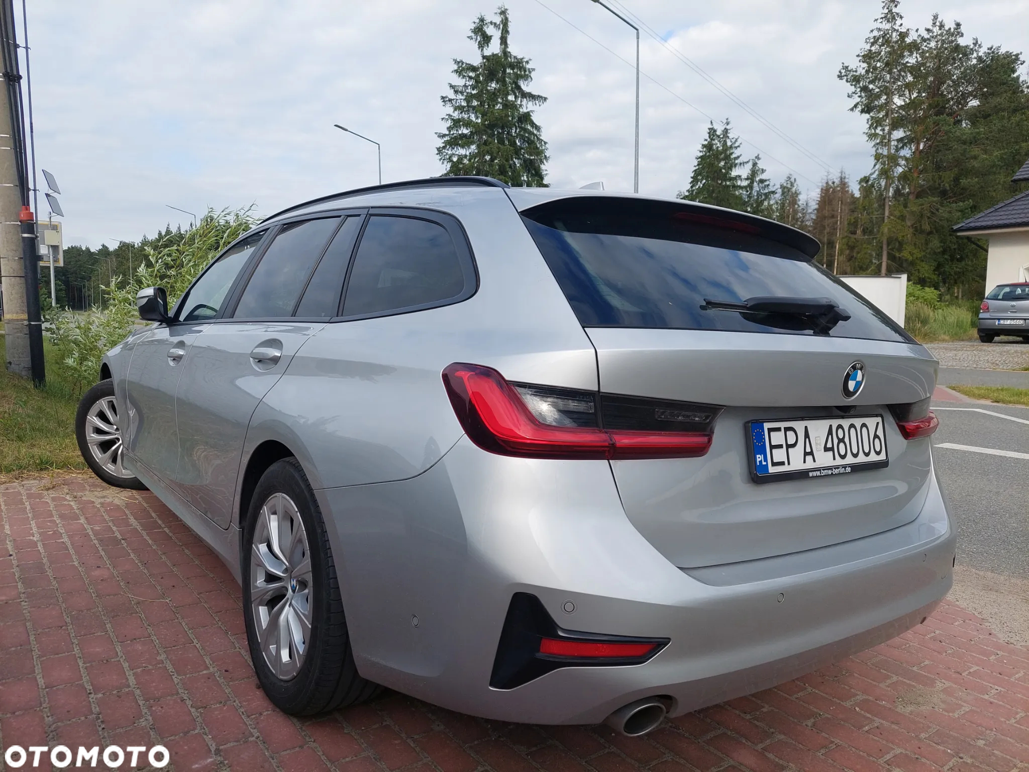 BMW Seria 3 318d - 4