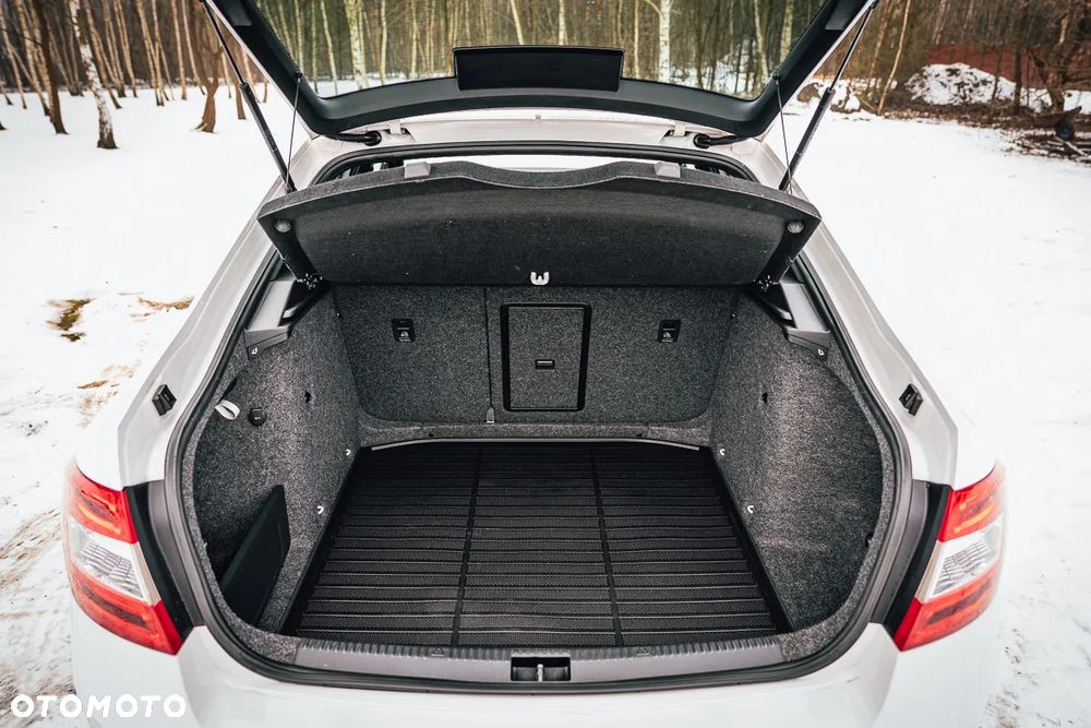 Skoda Octavia 2.0 TDI DSG RS - 11