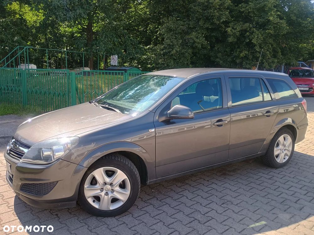 Opel Astra 1.6 Essentia - 3
