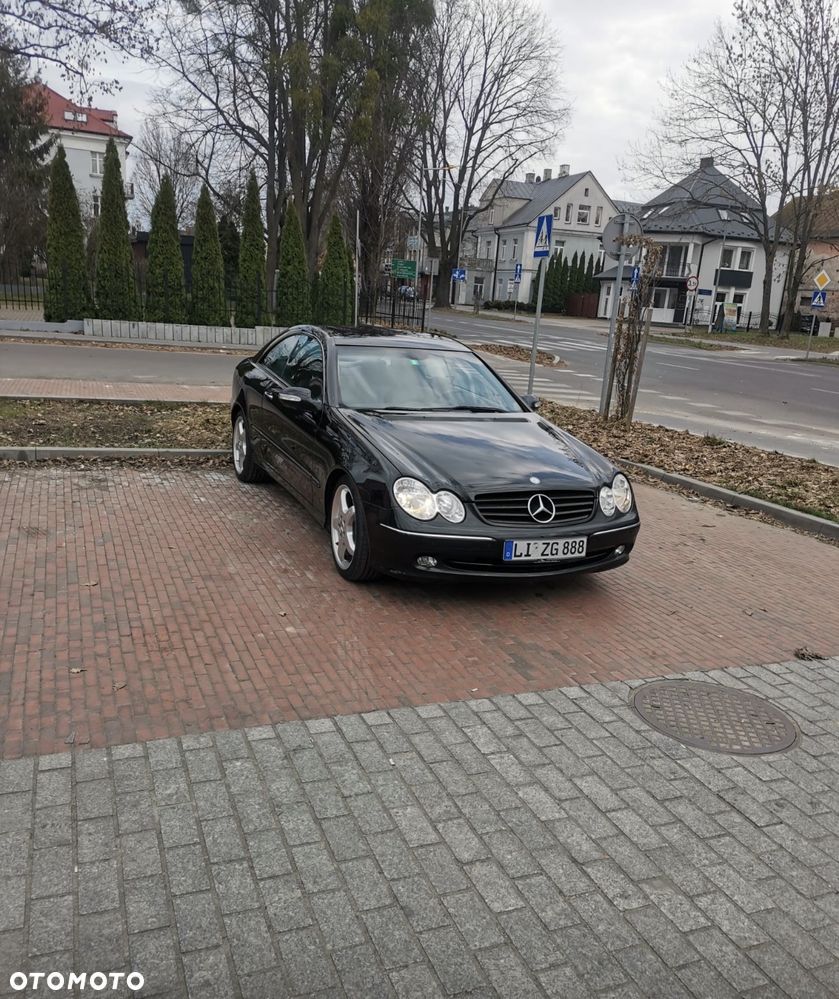Mercedes-Benz CLK - 2