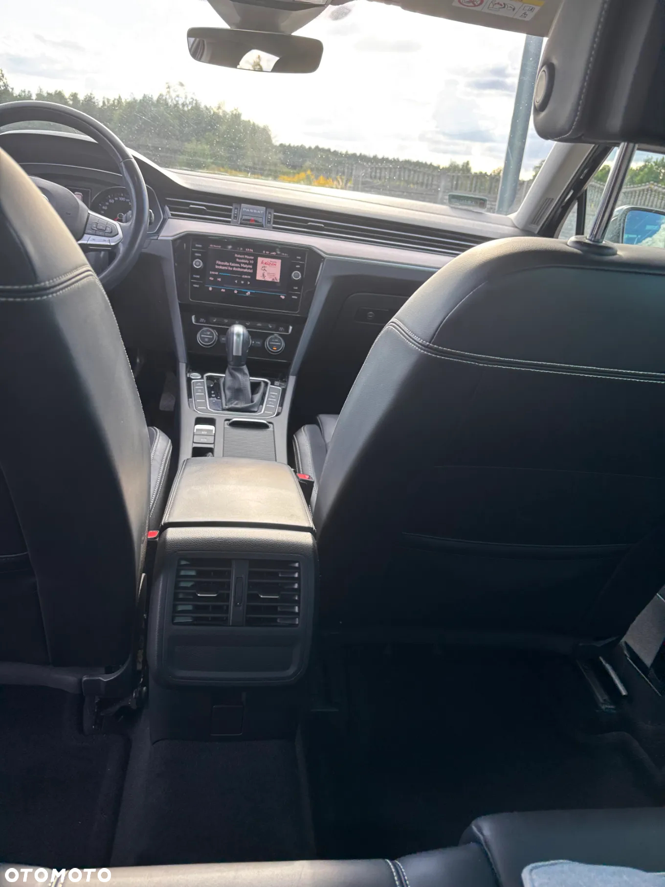 Volkswagen Passat 2.0 TSI Elegance DSG - 18