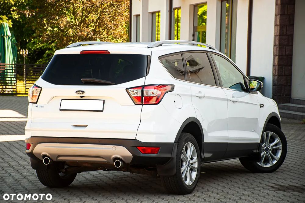 Ford Kuga 2.0 TDCi 4x4 Titanium - 11