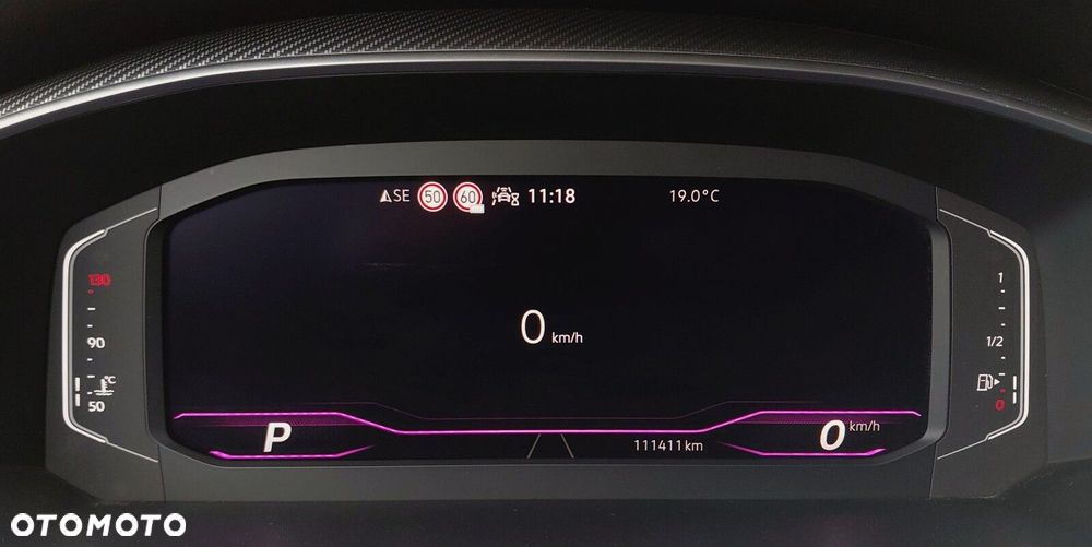 Volkswagen Arteon 2.0 TDI R-Line DSG - 24