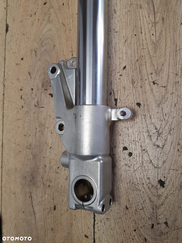 Rura laga kopyto Suzuki GSX-R 750W  51110-17E20 - 6