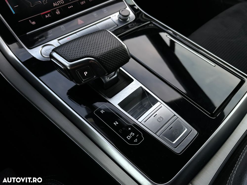 Audi Q7 3.0 50 TDI quattro Tiptronic S Line - 16